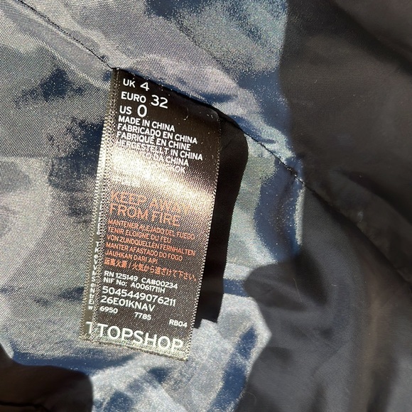 Petite Parka (faux fur) - Picture 6 of 7